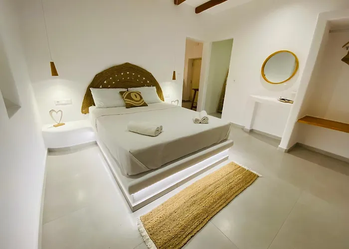 Yannis Boutique Cycladic House