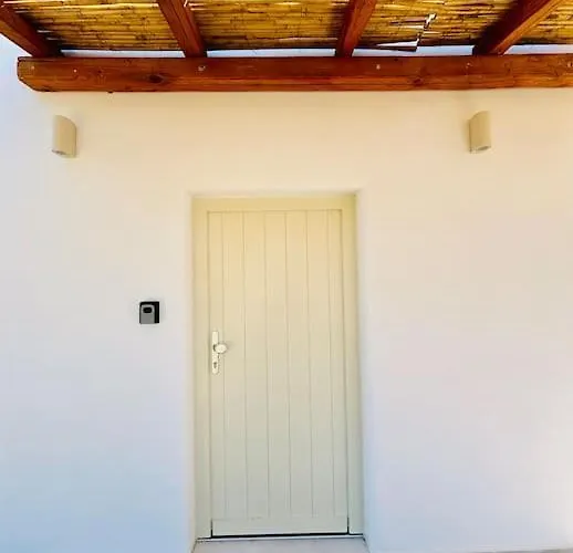 Yannis Boutique Cycladic House Villa